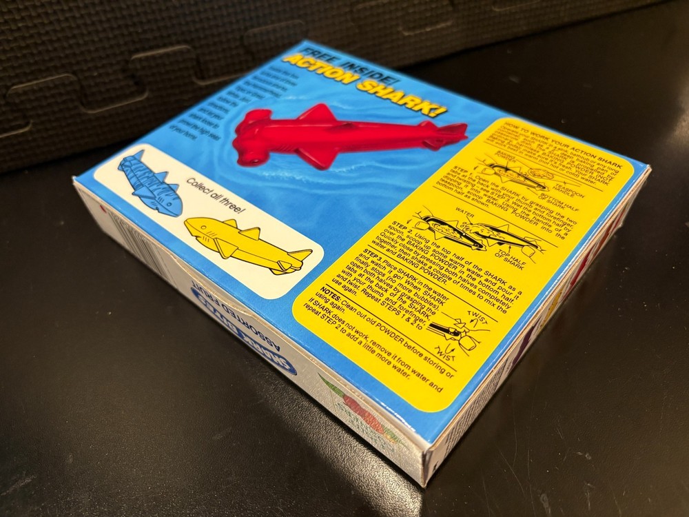 Shark Bites fruit snacks - Empty custom design display box