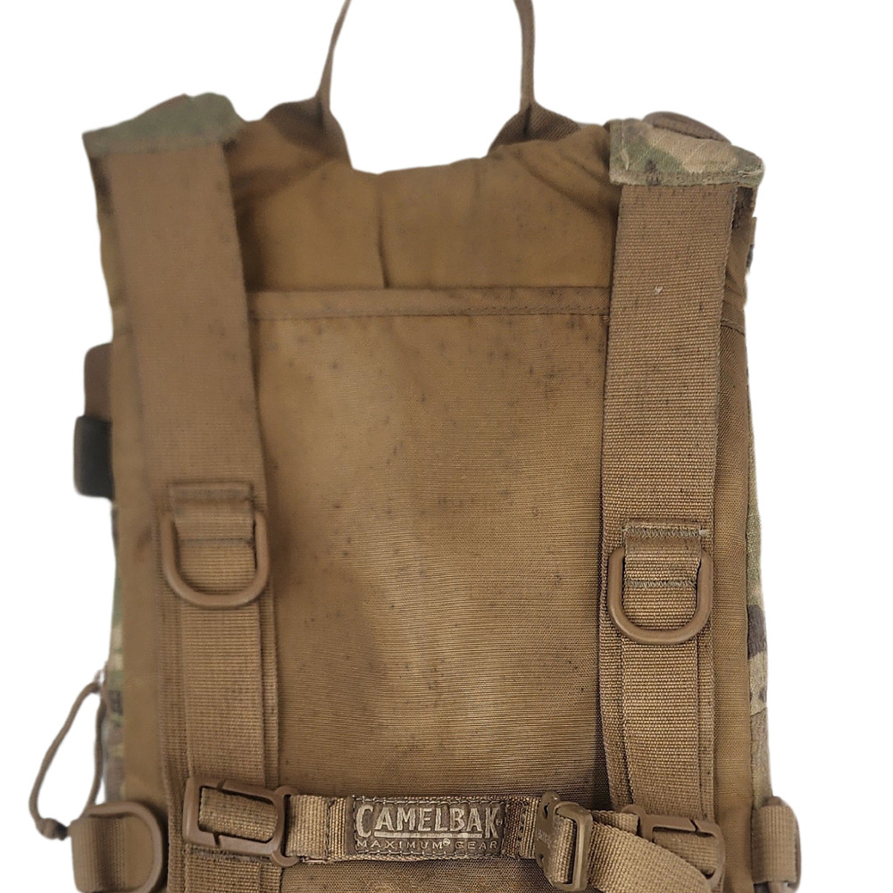 Used Serviceable CamelBak Maximum Gear Tactical Hydration Carrier *mocinc.1982*