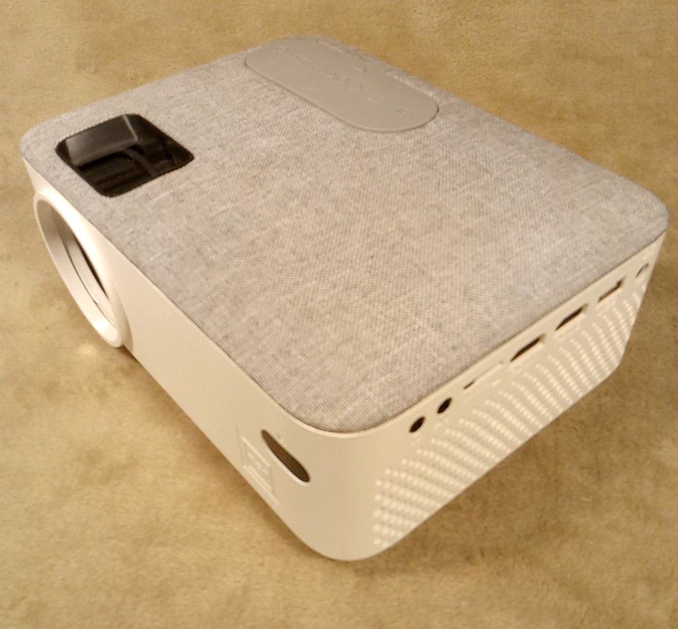 RCA RPJ143 480p LCD Projector White Medium Throw Ceiling Wired 480x320 Native