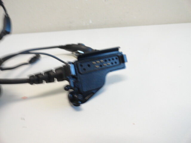 UU4: Motorola Radio Headset