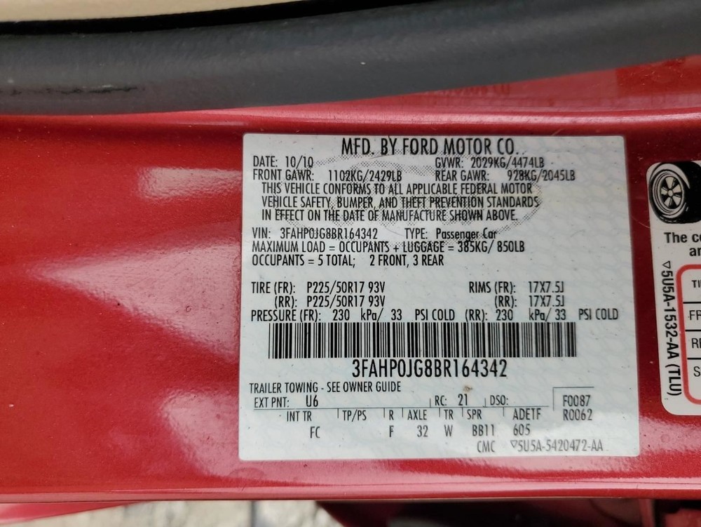 FUSION 2011 Glove Box 4891411