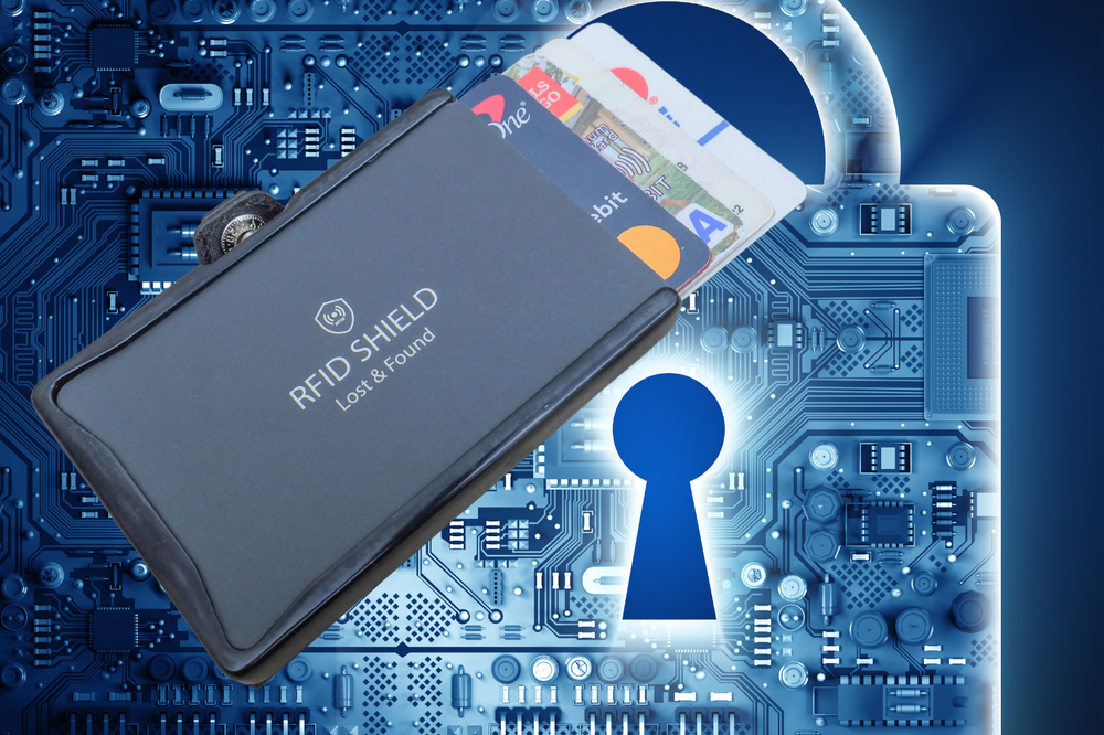 RFID Blocking Slim Solid Leather Aluminum Wallet - ZNAP by slimpuro (Black)