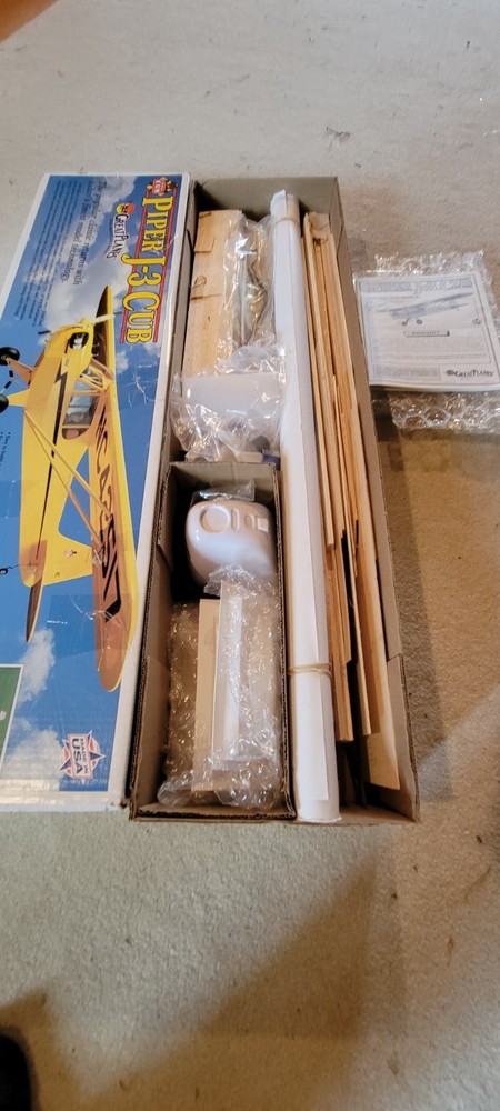 Great Planes Piper J-3 Cub Model Kit W/EXTRAS
