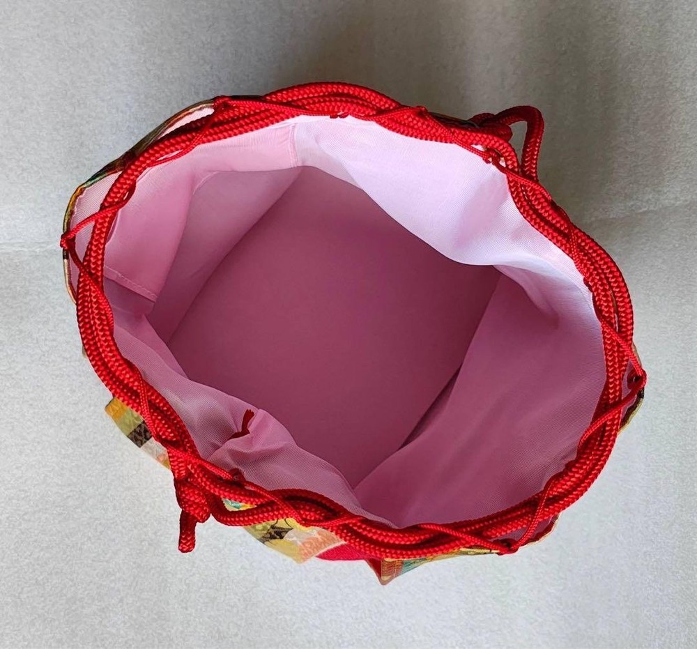 Japanese bag drawstring, red gusset, kemari pattern, used