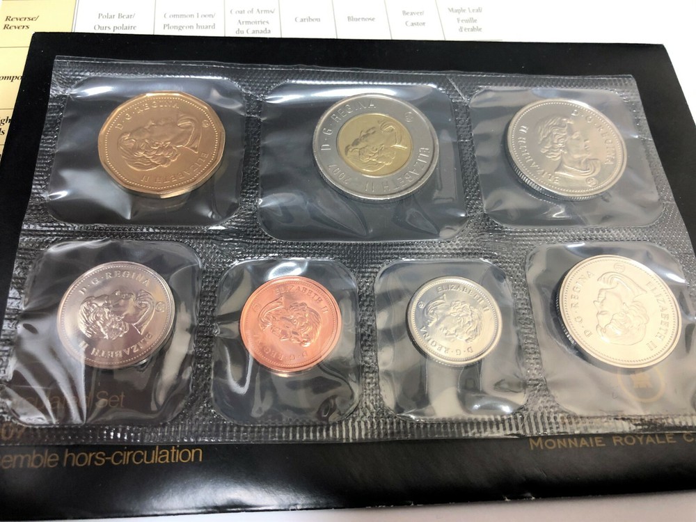2007 CANADA UNCIRCULATED SET - with Magnetic Penny