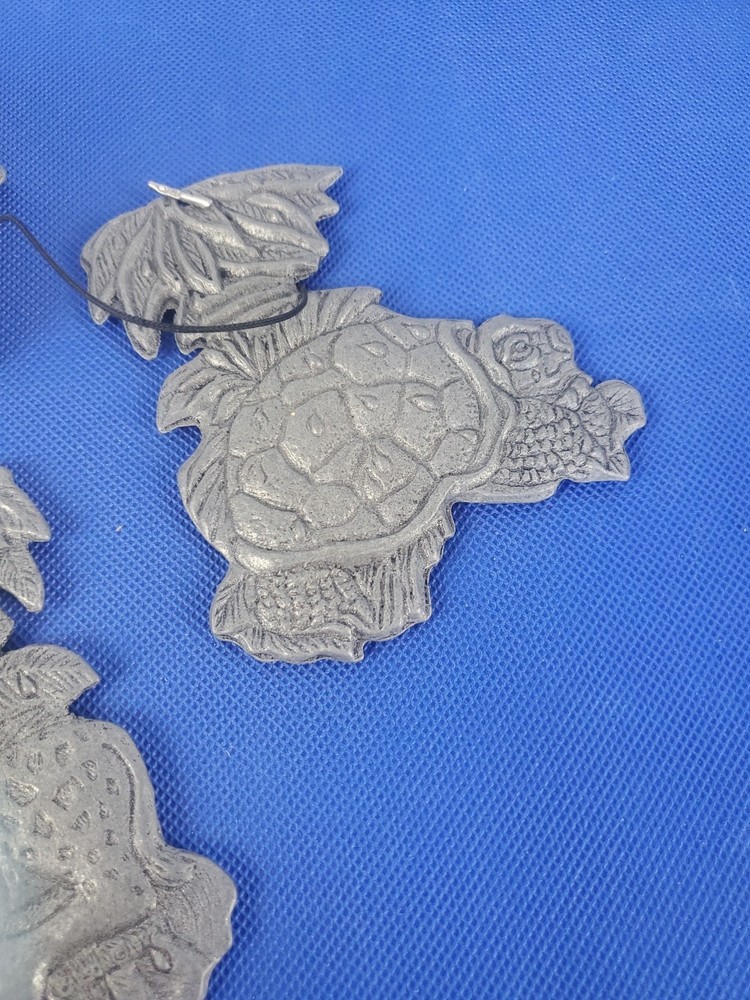 Vintage 1992 Carson Pewter Canopy Wind Chime Rain Monkey Turtles Giraffe Bear