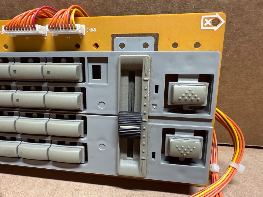 KORG TRINITY LEFT SIDE PANEL BOARD KLM-1821