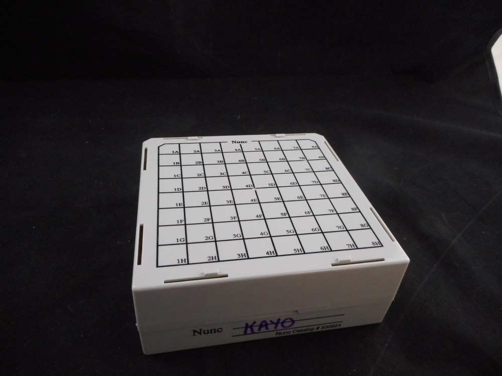 NUNC Plastic 64-Place 1.5mL Polycarbonate MAX-100 CryoStore Boxes 330821