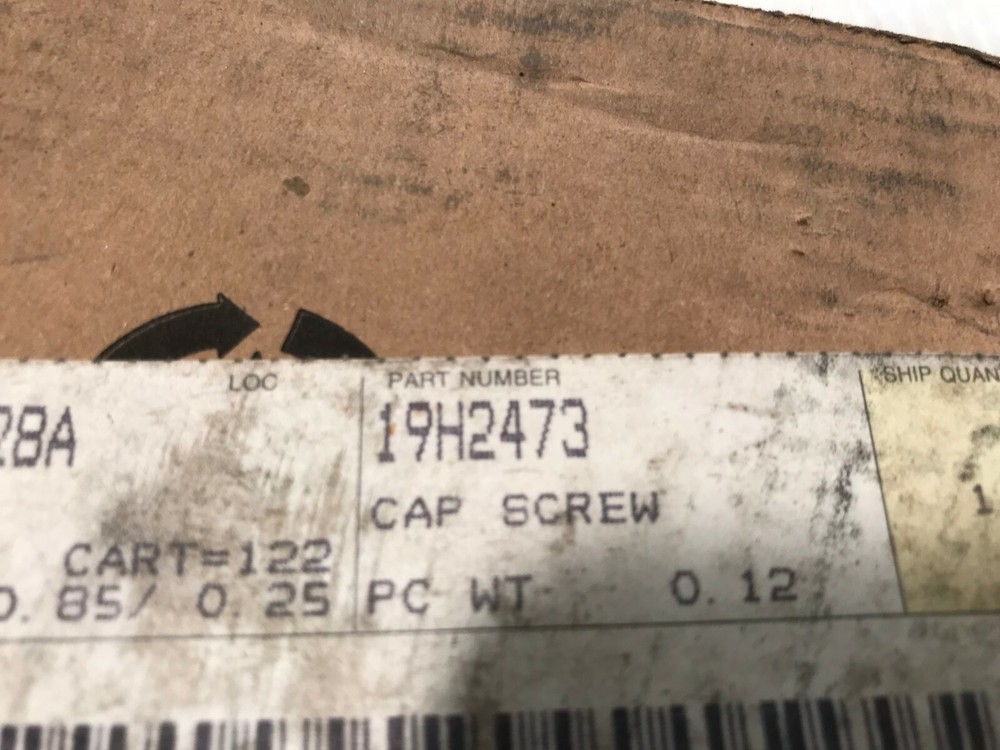 19H2473 GENUINE John Deere Original Equipment BOLT