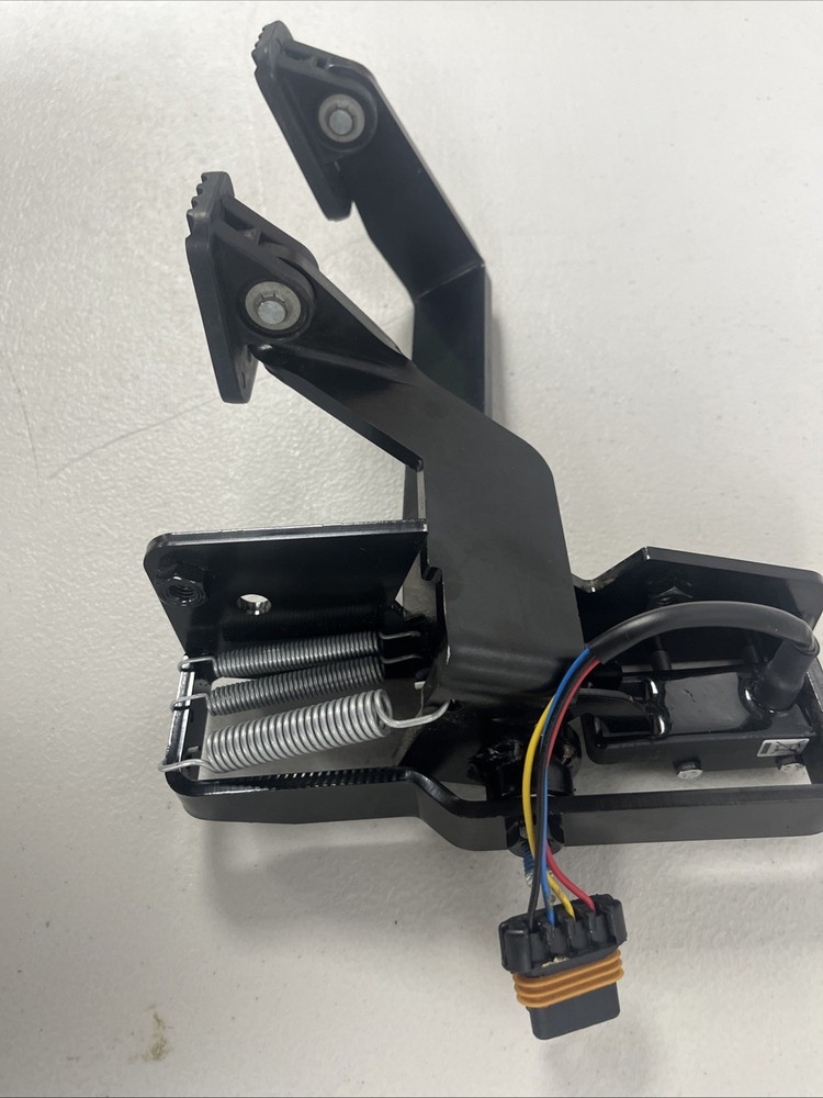 Tennant Pedal ASSY 1072477