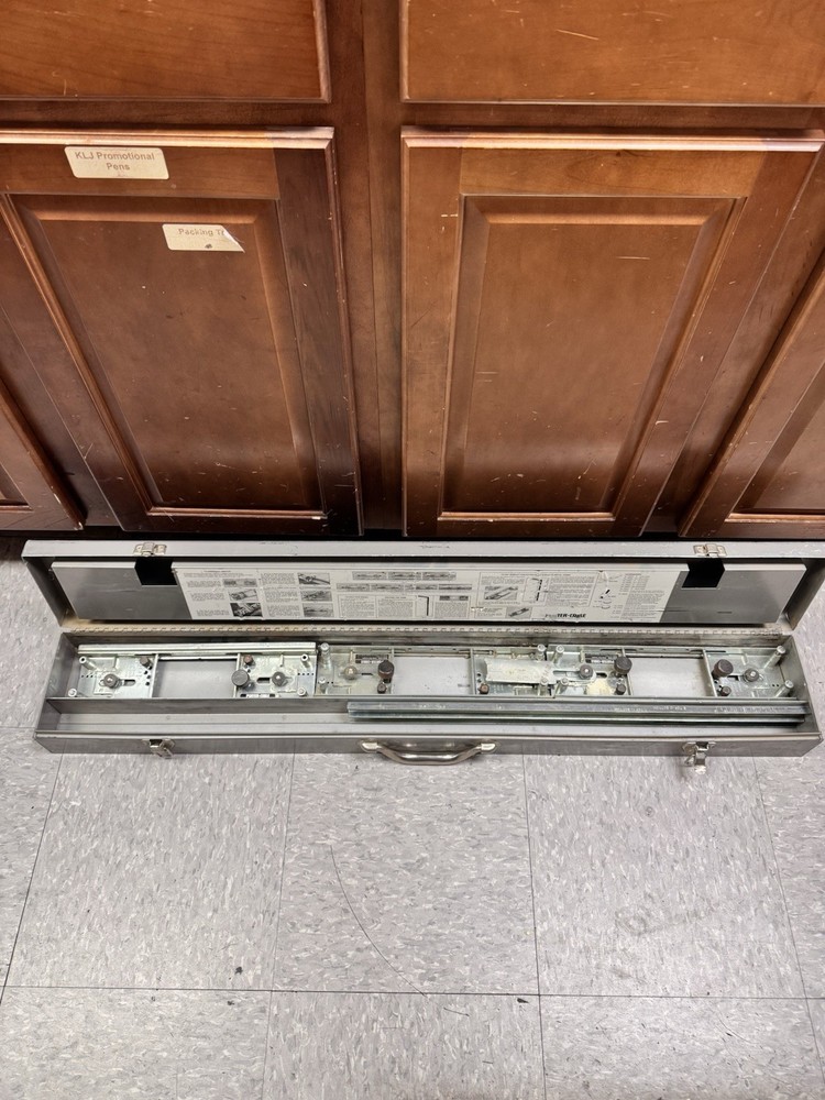 Porter Cable Hinge Butt Template Kit Model #59380 With Metal Case