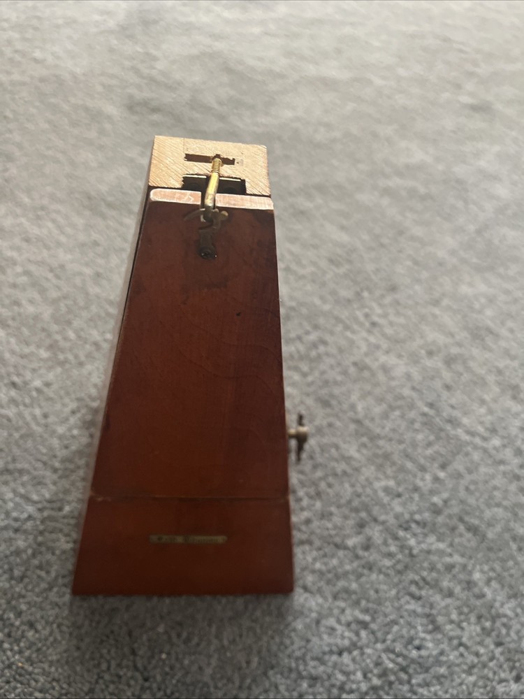 Seth Thomas METRONOME-7 ~ Wood Case, Wind Up ~ Working - Top Missing