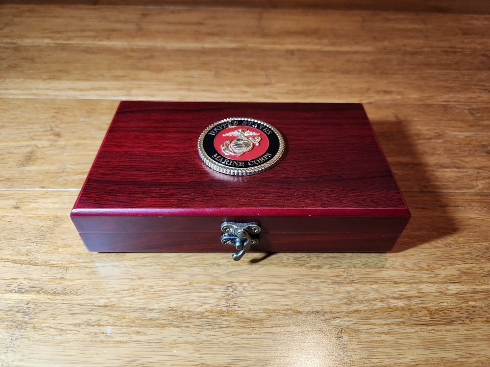 USMC Playing Cards & Dice Set - Officially Licensed with Beautiful Case - READ!