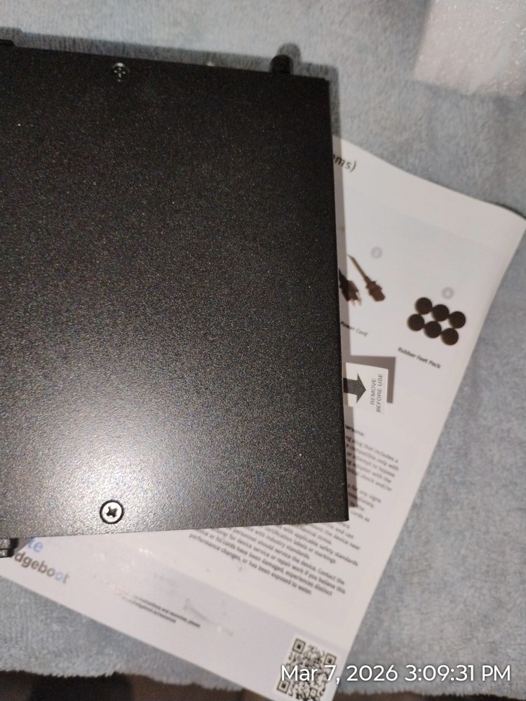 Granite EdgeBoot 15A Ai-Powered PDU/Dock OBN