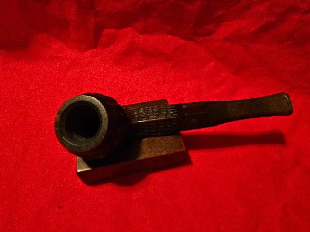 Vintage Barnacle Italian Made Smoke Pipe