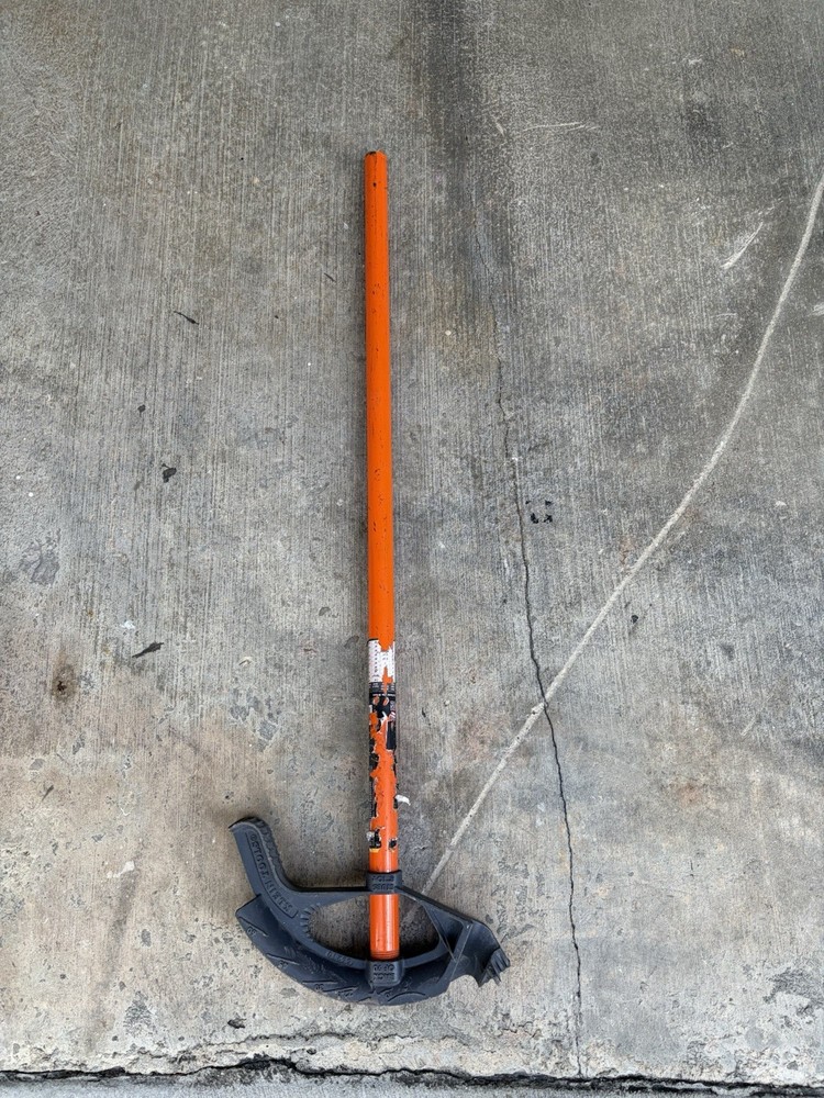 Klein Tools 65210 1” Conduit Bender Orange Handle Marked Head