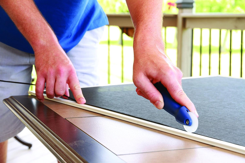 Saint-Gobain Plastic Spline Tool, Blue