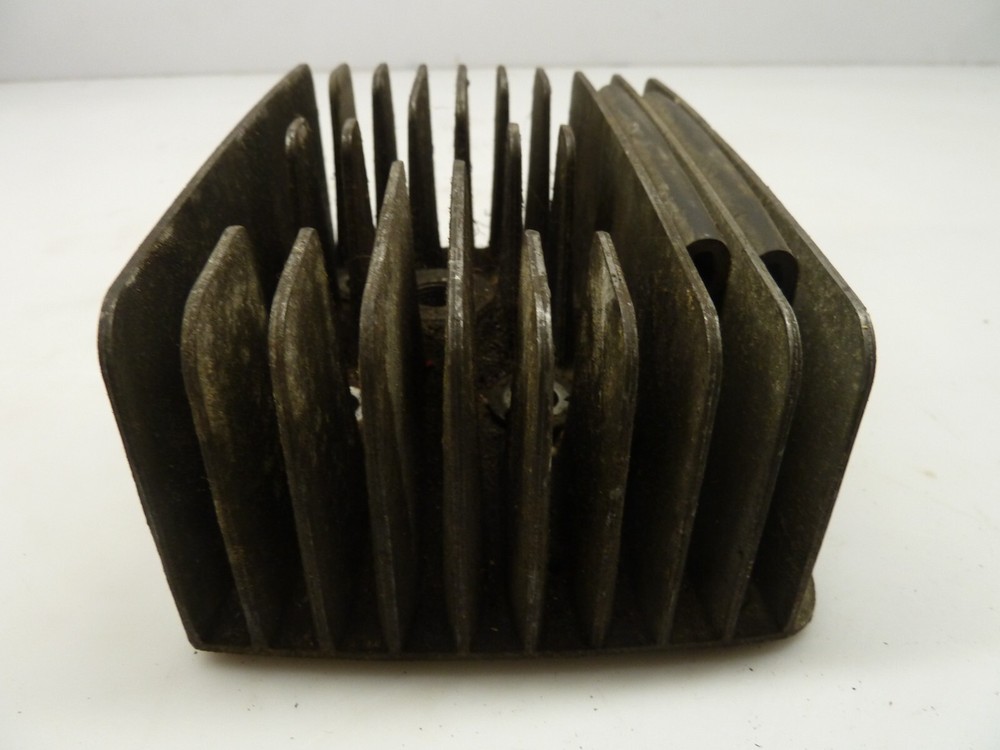 Yamaha RD200 IR Cylinder Head 1J2 1976