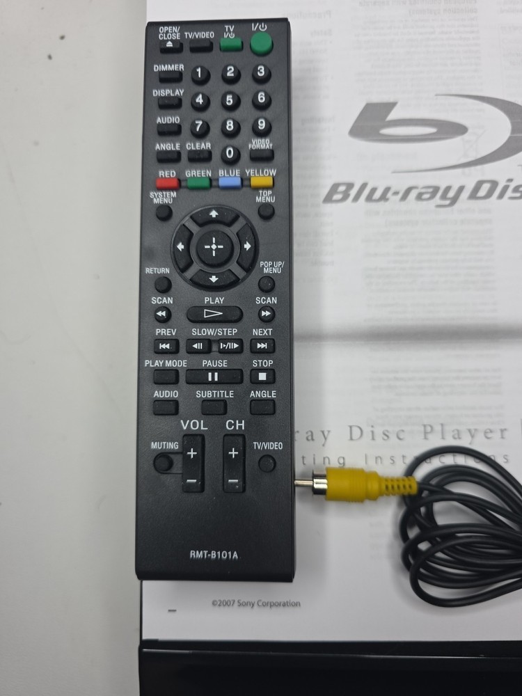 SONY BDP-S300 Blu-Ray Player W/Remote & Cables TESTED & WORKS - READ DESCRIPTION