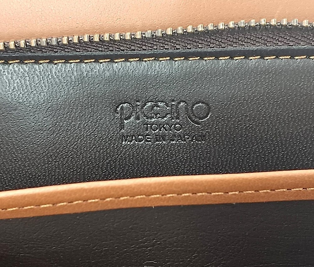 Piccimo Round Zipper Long Wallet