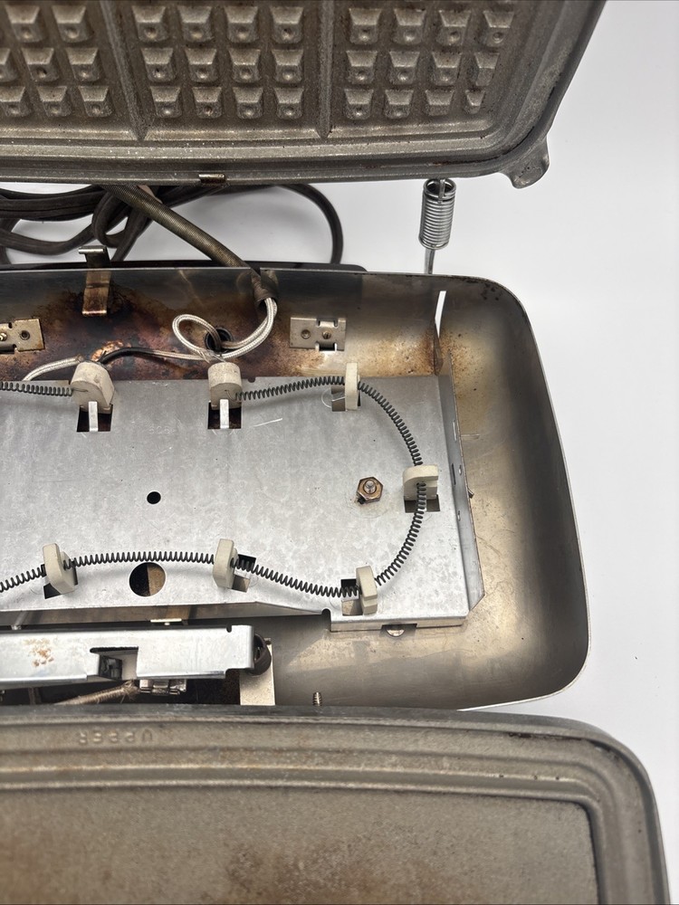 Vintage General Electric Chrome Waffle Maker & Griddle Works! Needs Some Clean