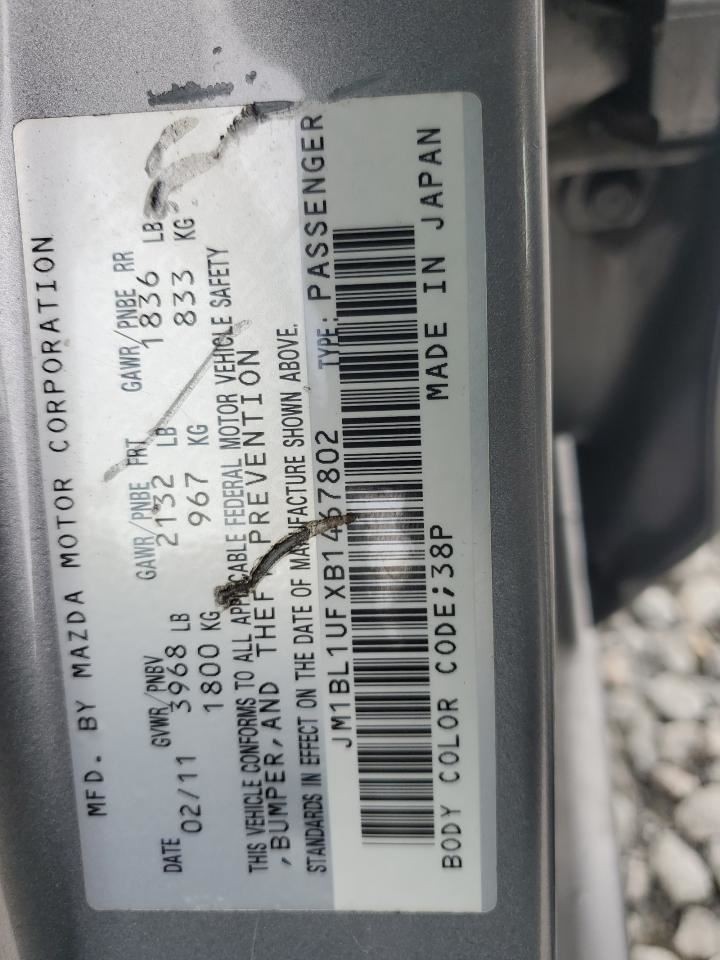 3 2011 Fuse Box Engine 4720804