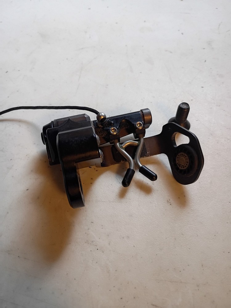 Mathews Downforce Rest Right Hand