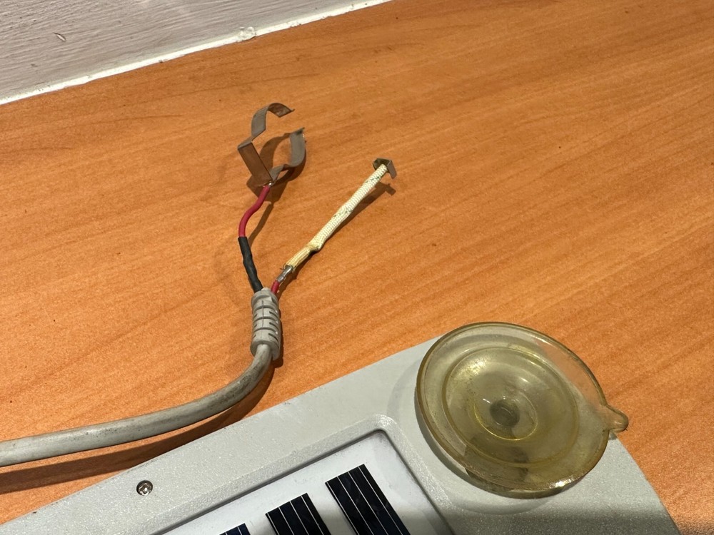 Volkswagen AUDI 5 Watt Solar Trickle Battery Charging Panel Golf Jetta Beetle