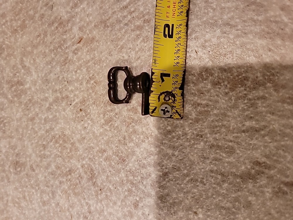 Mock Key Knob Antique Brass- 1 In.