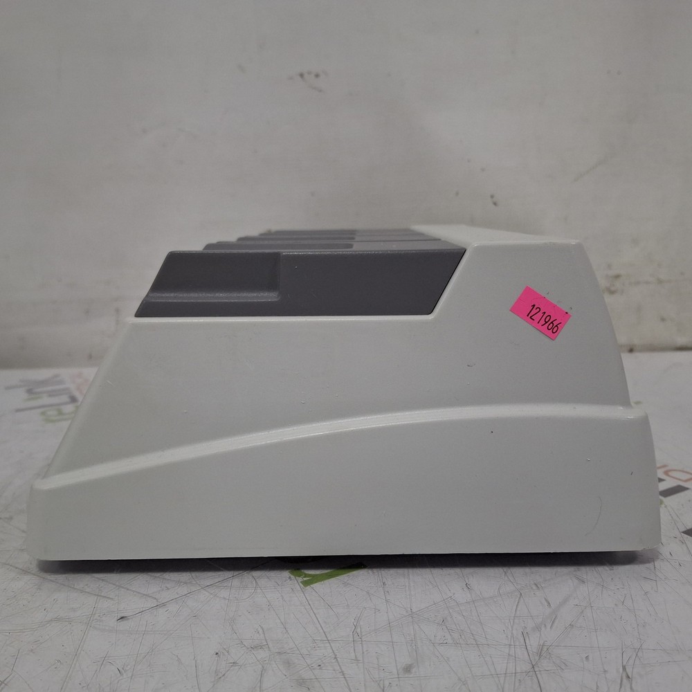 Stryker System 6 6110-120 Battery Charger