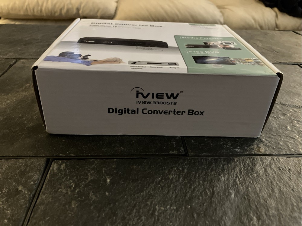 iView 3300STB Digital Converter Box with remote TESTED