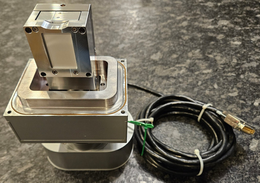 GATAN ORIUS SC1000 (MODEL 832.P76K0) CCD CAMERA