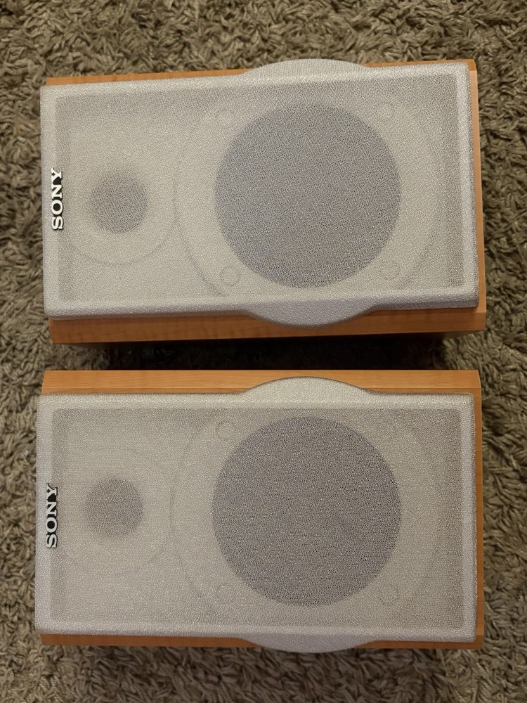 Sony Compact Disc Deck Receiver HCD-EP313 w Speakers + Extras *Read Decription*