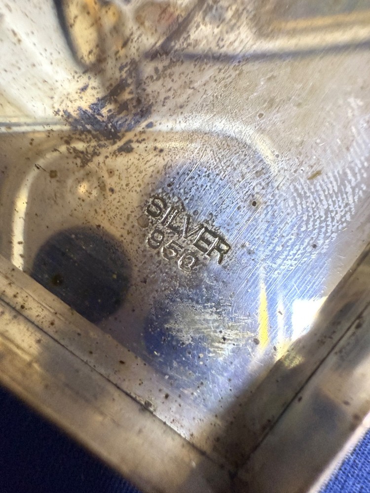 Vintage Japanese 950 Silver Cigarette Case – Hand Engraved Abstract Pattern