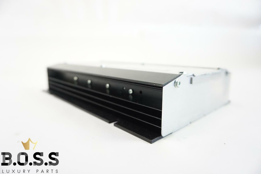2004-2005 VW PHAETON Stereo Amplifier AMP 3D0035466 OEM