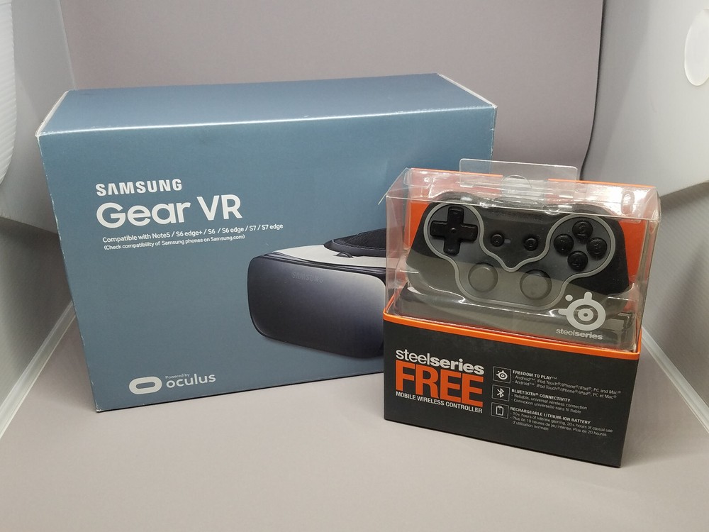 Samsung Gear Virtual Reality Headset + Steel Series Bluetooth Controller