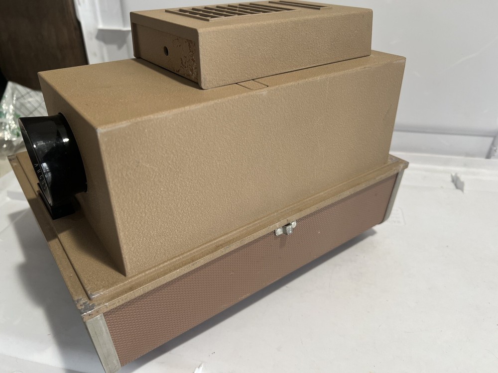 Argus Automatic Single Slide Projector - Model 58 - UnTested Vintage