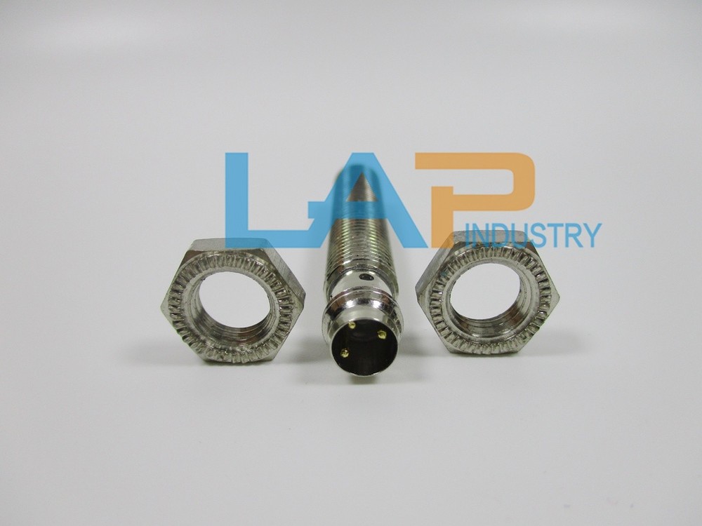 1Pcs New Proximity switch Sensor NBB2-8GM40-E2-V3