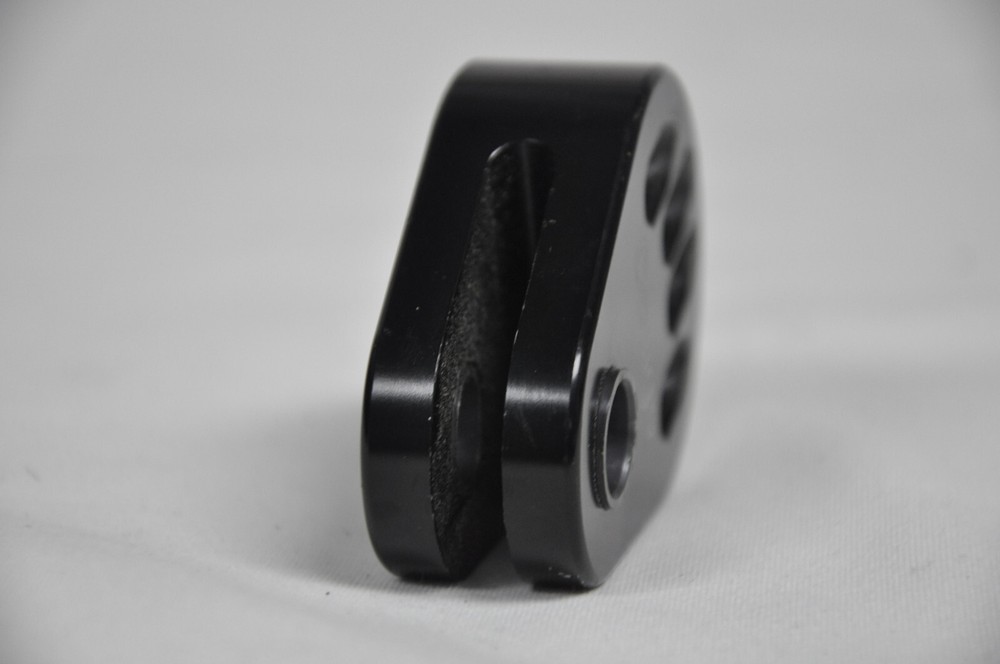 Colligo Marine Chainplate Distributor, 1/2", Black