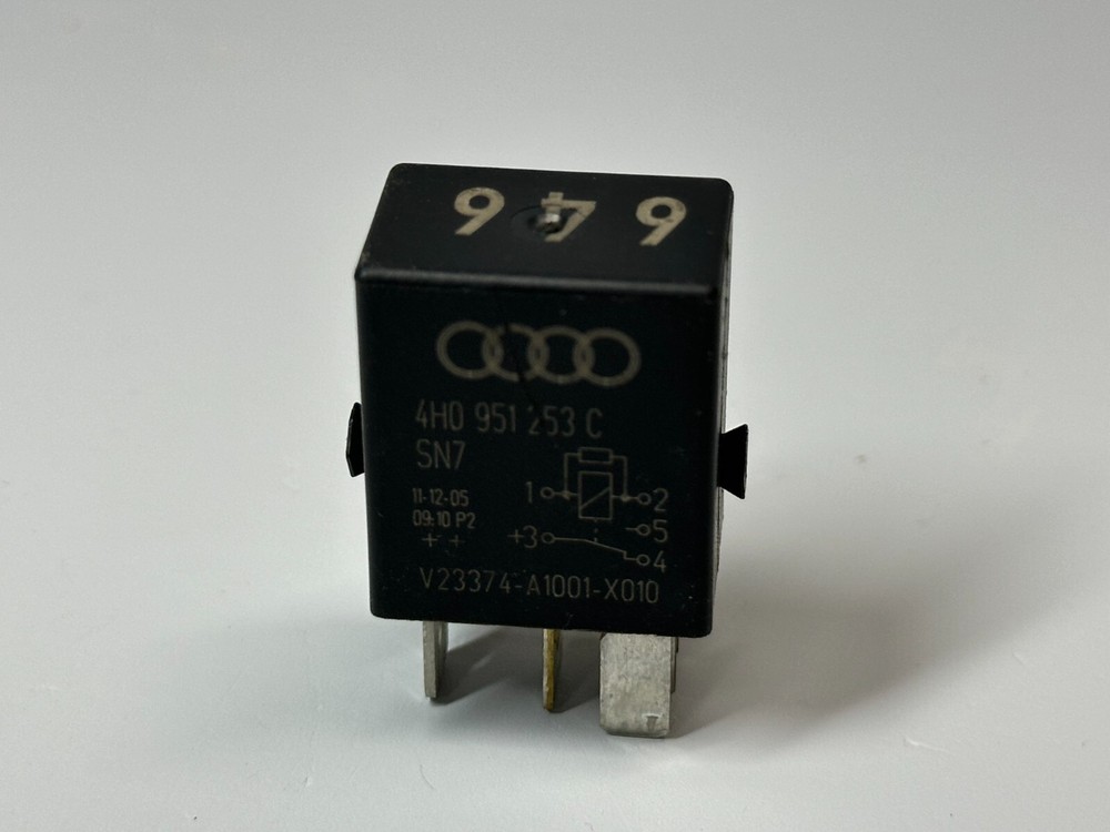 MULTIFUNCTION RELAY # 646 - AUDI VW PORSCHE