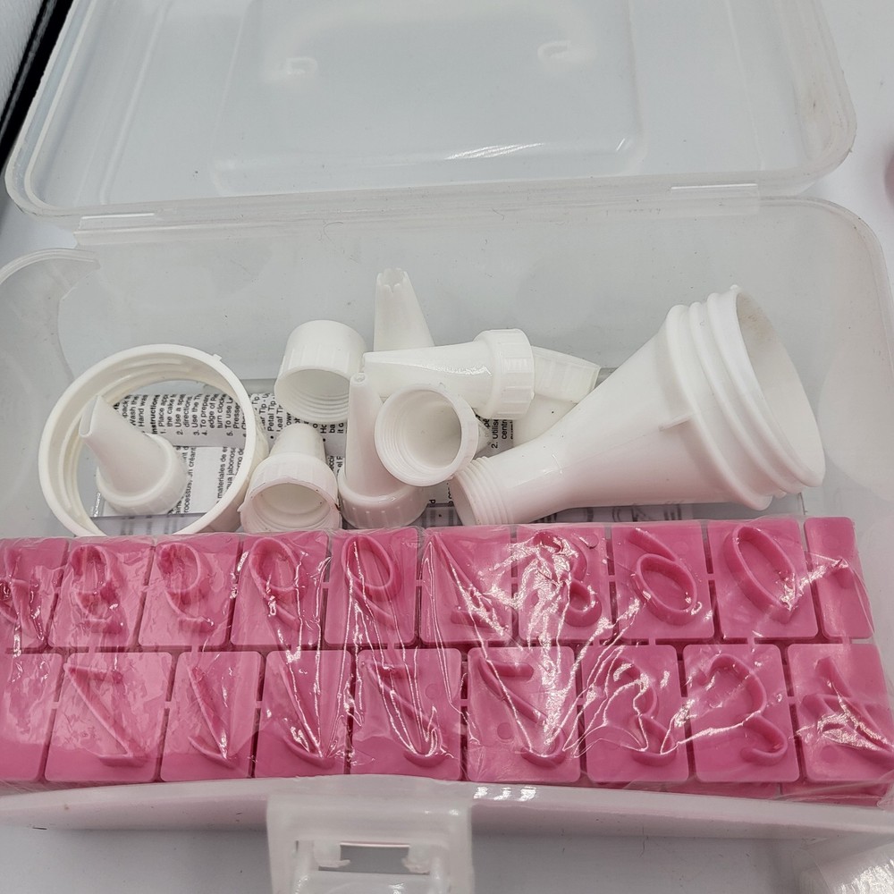 Avon Cake Decorating Letter Press Set w/ Box, AS IS, READ