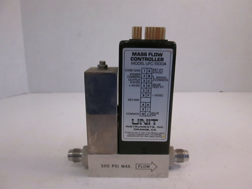 Unit UFC-1500A Mass Flow Controller, Gas-CCL3F, 1 SLM