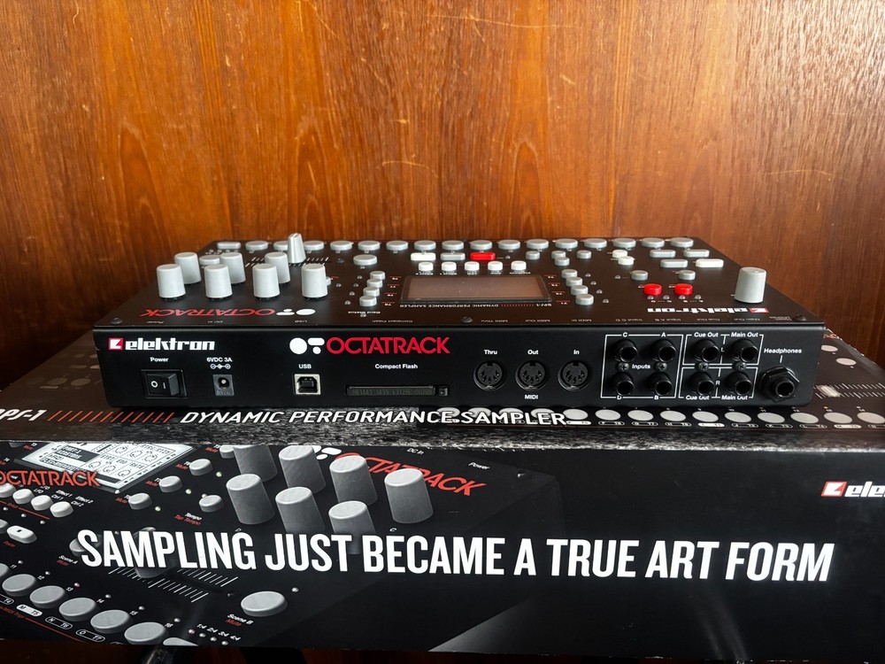 Elektron Octatrack DPS-1 Dynamic Performance Sampler w/ box