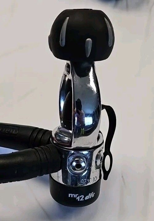Mares MR12 DFC Scuba Diving First Stage Regulator Yoke