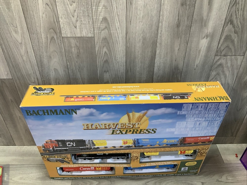 Bachmann Harvest Express HO train set
