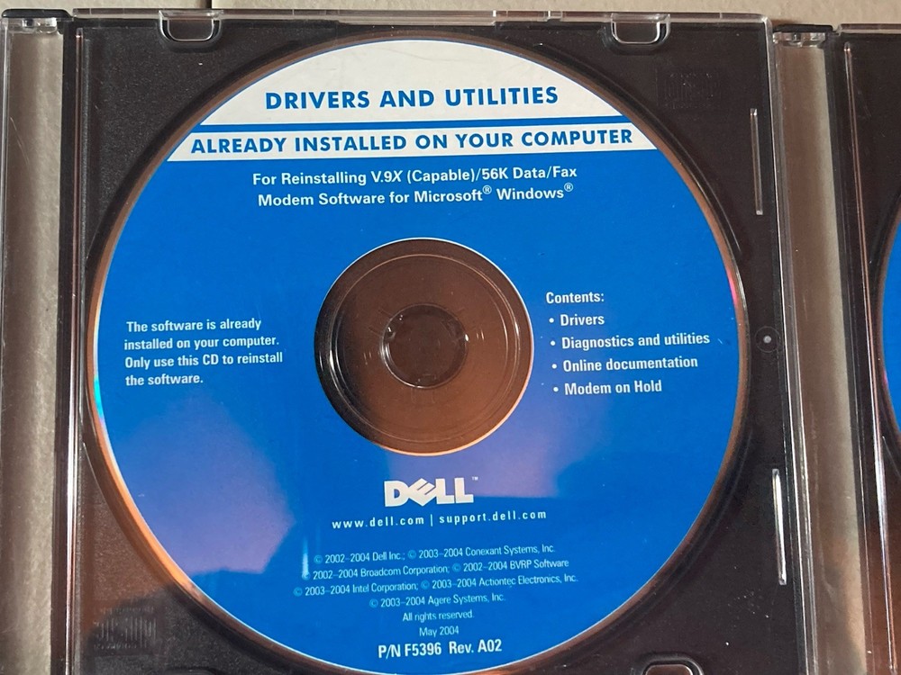 8-DELL Installation CDs Drivers, Applications, Word Perfect, Operating System XP