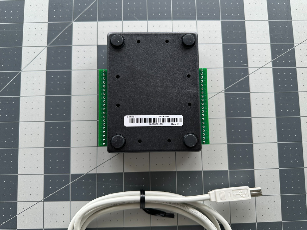 ECON Series DT9814-10V Analog Input/Output USB Device