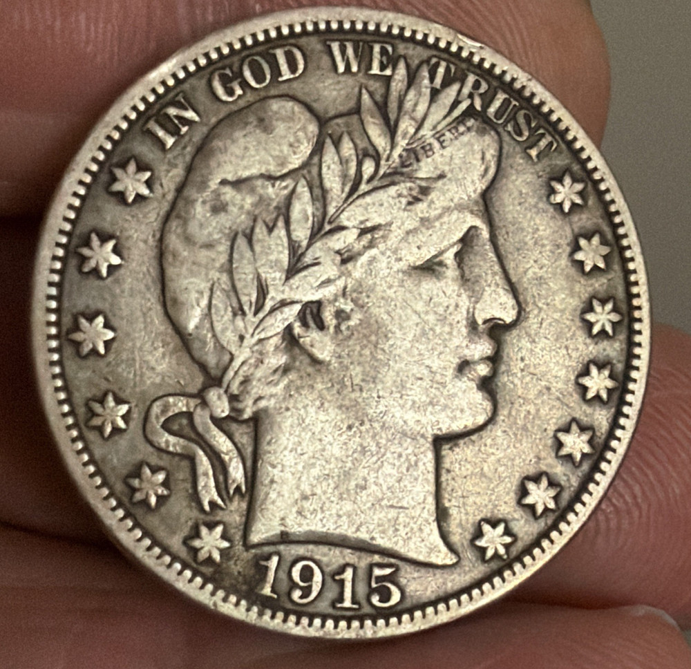 1915-S BARBER HALF DOLLAR - NICE LOOKING COIN - VF+