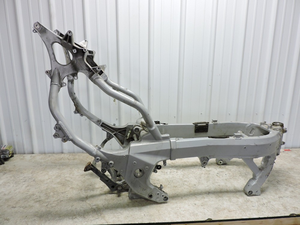 04 honda GL1800 GL 1800 Goldwing frame chassis