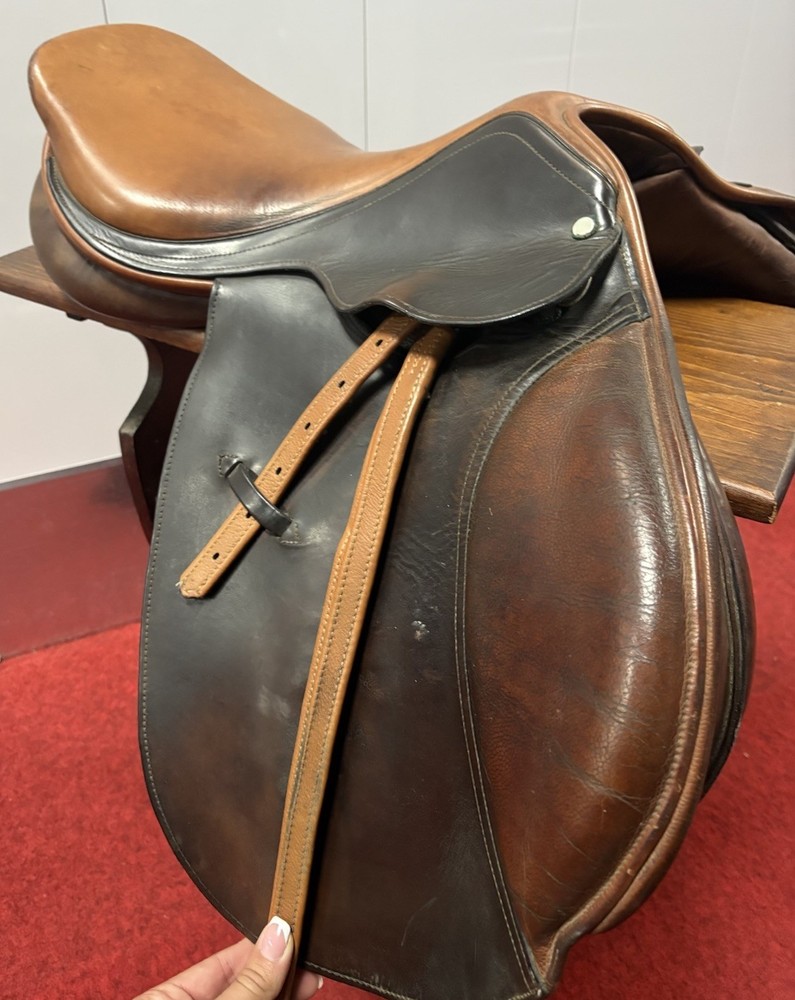 Close Contact Jumping Saddle 18” MW